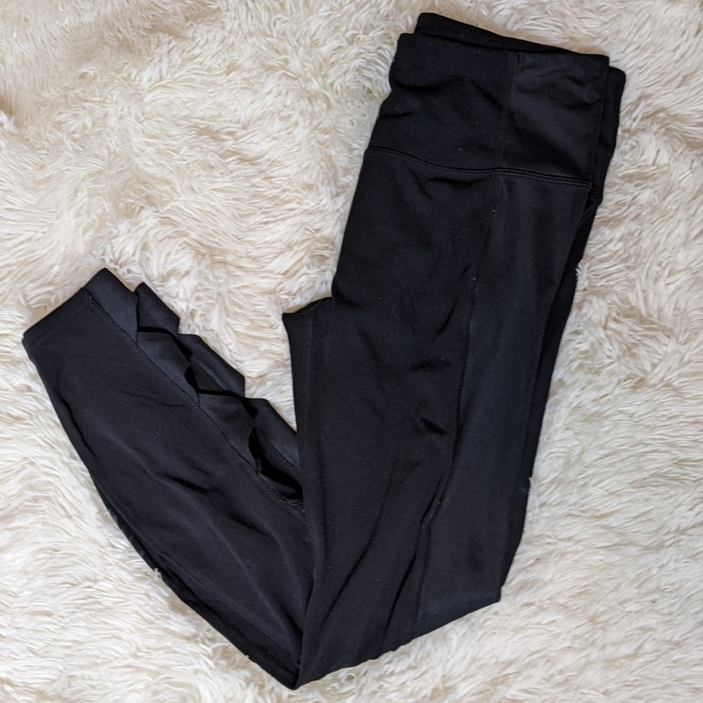 Athleta Black Athlethic Leggings with Side Cutouts 7/8  Length size Small